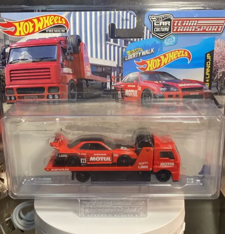 Hot Wheels Team Transport Nissan Skyline Gt-r Br34 Motul