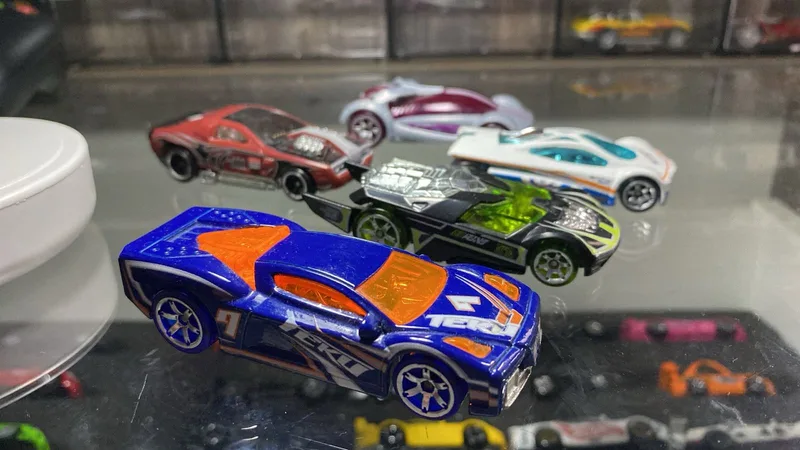 Hotwheels Acceleracers Silver Series 2025 Set Loose